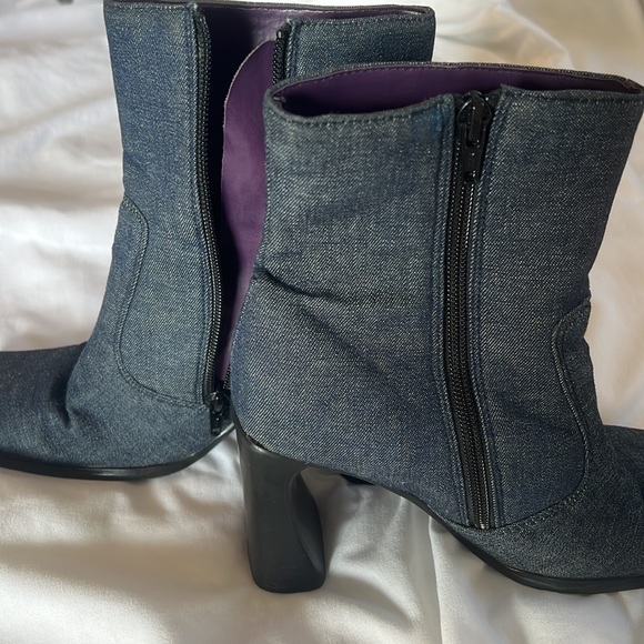 Add to bundle, I’ll send DISCOUNT! Denim boots! Size 7.5 - Picture 6 of 6